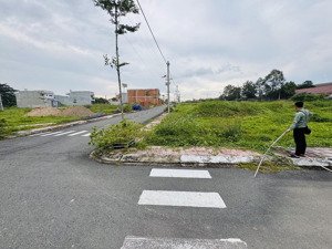 dự án lk sơn tiên view 2 mặt tiền full thổ cư 1tỷ5 bank hỗ trợ 1tỷ2 ân hạn gốc 10 năm