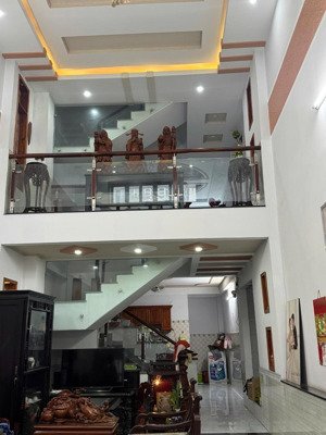 gấp bán, vị trí đắc địa, siêu phẩm 4 tầng - 50m ra nguyễn ảnh thủ - đường 6m ô tô tránh -chỉ 6,9t