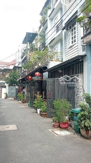 giảm 100tr nhà phân lô vip sát trụ sở q12 56m 4 tầng giá 6.1 tỷ