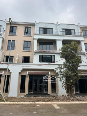 chính chủ bán căn liền kề 88m2 vinhomes đan phượng, giá cực tốt, vị trí cực đẹp