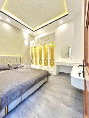 chdv cao cấp 4 tầng lâm văn bền - tn 40 tr/ tháng- 70 m2- ngay cư xá nh- đhtc marketting- full ntcc