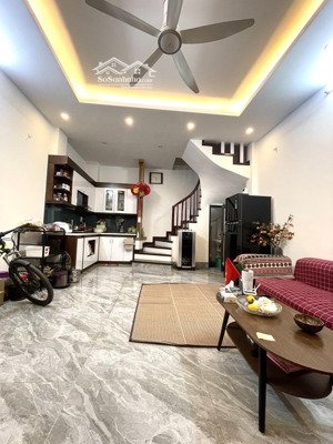 giá rẻ - nhà mỹ đình 40m2 x 5t - ở ngay đón tết - giá 8.99 tỷ.