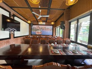 hào nam đỉnh cao 120m2 sổ đỏ phân lô , view hồ triệu đô 2 mặt tiền nói ko với qh dòng tiền 300 tr