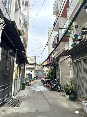 bán nhà 4 tầng p5 phú nhuận - 70m2 ngang gần 5m - hxh đỗ cửa, thông thoáng - shr nhỉnh 9tỷ tl