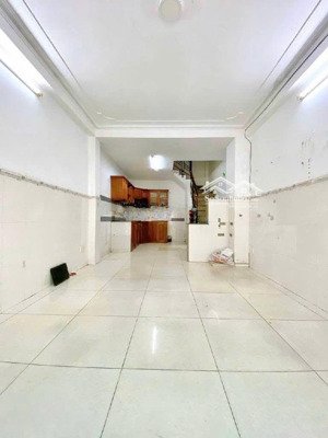 hẻm xe hơi nguyễn ngọc lộc p14 quận 10 diện tích: 3.5m x 10m 5 tầng giá bán : 8.2 tỷ thương lượng