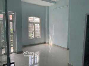 bán nhà ở ngay kênh tân hóa, p. phú trung, q. tân phú chỉ 5.5 tỷ