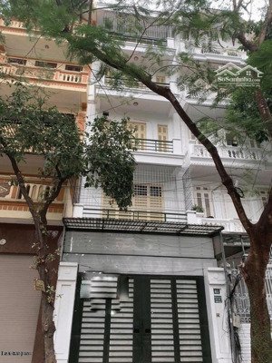 cho thuê nhà riêng ngõ 9 minh khai, dt 35m2 x 5t, có 3 ngủ đủ đồ, nhà mới, ngõ 2 ô tô, giá 18tr