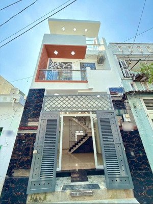 vị trí đắc địa khách mua cho thuê hoặc ở căn nhà lý chính thắng, 46,6m2, sổ riêng