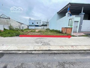 gia đình ở xa cần nhượng lại 332m2(shr) giá 400 triệu đ. hương lộ 2 phường lộc hưng tx trảng bàng