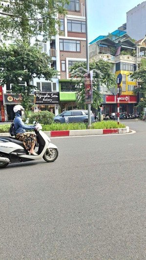 bán nhà mặt phố đào tấn 120m2, 7 tầng giá: 68 tỷ. ba đình