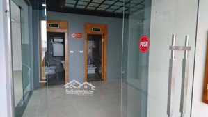 cho thuê văn phòng tại phố chùa láng, 23 triệu, 80m2, giá siêu hời, view đẹp