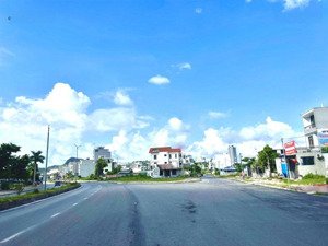 bán đất 300m trần thái tông bám đường bao biển