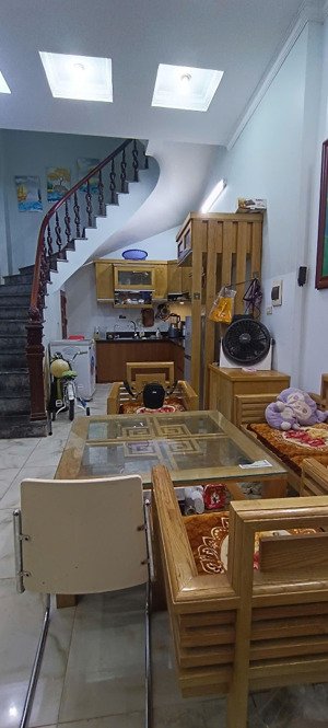 chính chủ bán nhà ngõ 1 thiên hiền, 35.5m2 5 tầng mt 3.94m, vài bước ra đường ô tô, miễn tg