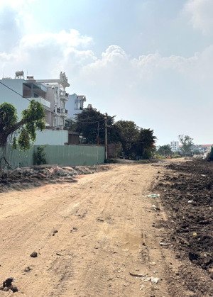 cần bán đất mặt tiền kè sông vàm thuật giá 79 tỷ diện tích 942m