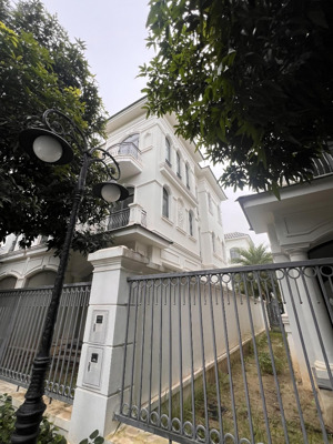 bán căn biệt thự phong lan 162m2 vinhomes thanh hóa giá tốt lh 