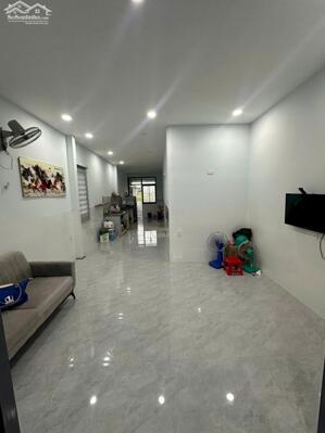 CHÍNH CHỦ CẦN BÁN GẤP CĂN NHÀ MỚI XÂY KIÊN CỐ ĐẸP GIÁ RẺ NGAY HÀM THẮNG, HÀM THUẬN BẮC, BÌNH THUẬN