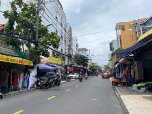 cần bán gấp - mặt tiền chợ vải lê văn phan - phú thọ hòa ( 6x25m, 5 tầng ) tài chính quanh 30 tỷ