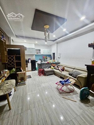 mặt tiền đường số q7, 4x13m, 4 tầng, nhỉnh 11 tỷ