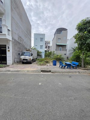 bán đất 5x12m, đường d5 kdc phúc đạt p. tân đông hiệp