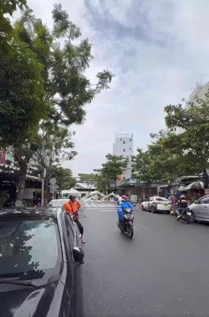 bán lô đất mt đường triệu việt vương, trục chính 10,5m sát cầu tình yêu, cầu rồng!