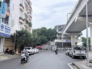 gấp bán nhà 2 tầng _55m2_ hxh 7 chỗ_ ngay metro văn thánh _ nhỉnh 90tr/m2 _đất ở 100%.