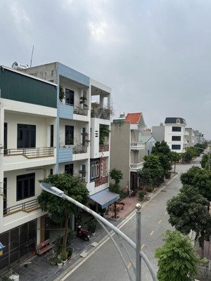 bán nhà riêng mới tinh 4pn, 4wc, 67,5m2, 6,2 tỷ tại kdc tân phú hưng, tp, hải dương lh: 