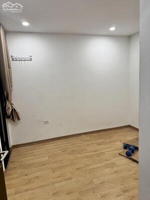 Cho thuê nhà nguyên căn ngõ 112 Định Công Thượng 40m2 2 tầng 2pn 6tr/1 tháng