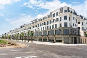 bán căn liền kề nhà phố central riverside thanh hóa giá tốt lh 