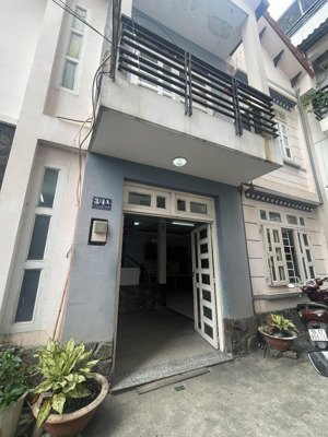 [bán gấp]nhà 3 lầu mặt tiền hẻm linh trung, thủ đức sát trường học, giá chỉ 5.25 tỷ