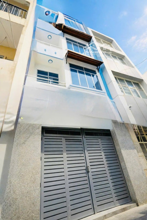 hữu duyên tìm chủ nhân nhà trung tâm quận 10, gần big c tô hiến thành, sát mặt tiền