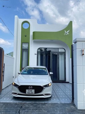 siêu rẻ - nhà hxh đường trần thị thơm, tmc, mỹ tho. dt: 5x22,6m có 2pn hướng tn. giá: 1,68 tỷ tl