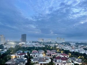 cần cho thuê căn hộ riverside residence phú mỹ hưng, tp. hồ chí minh. giá thuê : 18 triệu.