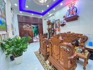 đường số 12 - 4x17m - 8,6 tỷ - bình tân - ra aeon tân phú vài bước.