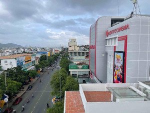 căn góc nhỏ mặt tiền đường chính thái nguyên, tiện kinh doanh mua bán, khu vực sầm uất