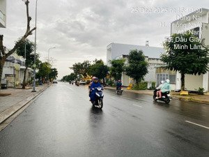 đô thị kiểu mẫu nơi bạn xây ước mơ,tổ ấm, kd thịnh vượng đa ngành giá 2.2 tỷ,trả trước 568tr