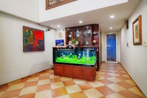 bán gấp trong tháng - bán căn hộ dịch vụ hẻm nguyễn đình chính 90m² 9 tầng - giá bán 31 tỷ