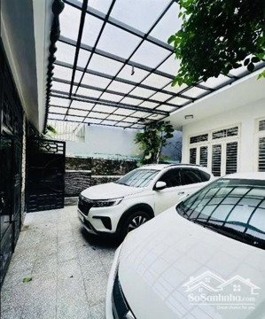 biệt thự nguyễn văn khối, mặt tiền đường kinh doanh gần công viên làng hoa, 222m2, 10x20m, 2 tầng