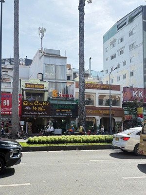 bán gấp trong tháng - bán nhà mặt tiền trường sơn 47m² 4 tầng - giá bán 23.6 tỷ