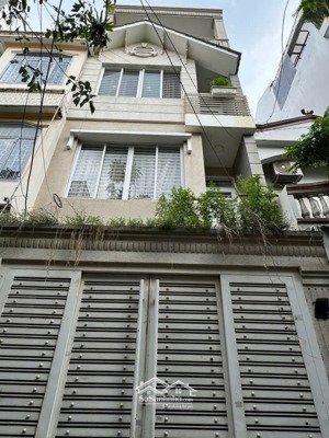 - giá 7 tỷ ngay kha vạn cân, thủ đức - hẻm 8m - cách mặt tiền chỉ 5 căn nhà !