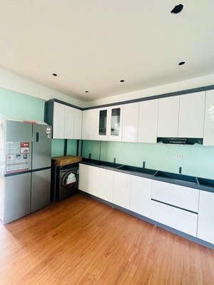 hiếm tập thể trung tâm hai bà trưng sổ 52m2 chỉ hơn 5 tỷ full nội thất về ở ngay