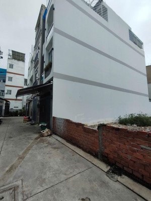 bán đất hẻm 4m ngay luỹ bán bích ngang 5x11m giá 4.6 tỷ