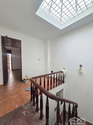 hơn 7 tỷ ngọc lâm - 5 tầng - ngõ ô tô 33m - nhà dân xây