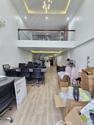 cho thuê văn phòng 80m2 chỉ 12tr ở thảo điền