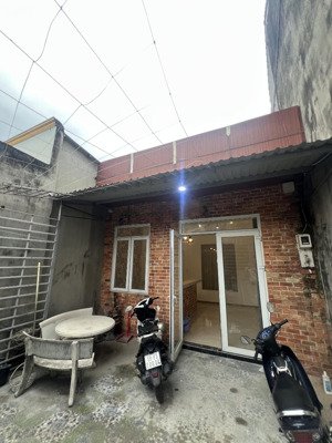 gấp bán, linh tây, 82m2, nhà cấp 4, 2 phòng ngủ, 2wc, ngang 4,8m, giá chỉ 4,95 tỷ còn thương lượng