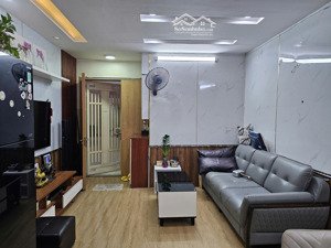 cần cho thuê căn hộ siêu đẹp 2pn, 2wc, 82m2 full nội thất, vào ở ngay kđt văn khê