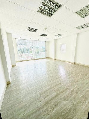 khương đình văn phòng mặt đường chỉ 5.6tr