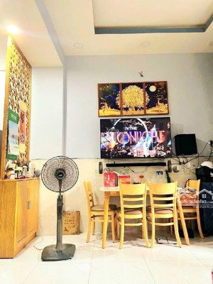 tân phú vườn lài sát mặt tiền kinh doanh chỉ 4 tỷ xí