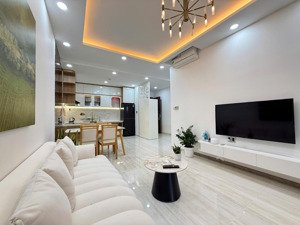 cho thuê nhanh căn hộ sunrise city, city view 2pn 17tr, 3pn 21tr vào ở liền được, sẵn khóa xem nhà