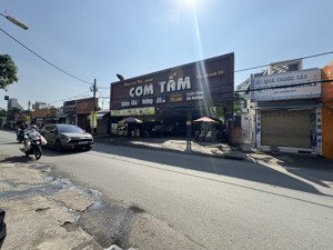 bán nhà quận 2 mặt tiền đường nguyễn duy trinh- 10 x 30m- cn 300m2 thổ xây mới hầm 7tầng- giá 36 tỷ