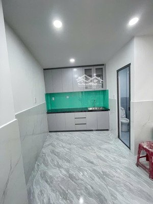 nhà mới đón tết vị trí đẹp hiếm có-góc 3 mặt hẻm thông tứ tung - pháp lý chuẩn